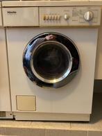 Wasmachine Miele Novotronic W820, 85 tot 90 cm, 4 tot 6 kg, Gebruikt, 1200 tot 1600 toeren