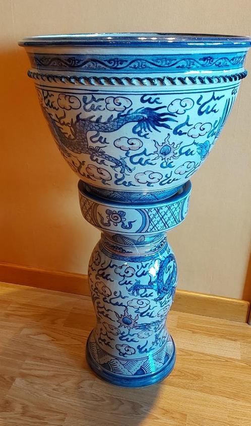 aardewerk bloempot op zuil, Huis en Inrichting, Woonaccessoires | Zuilen en Pilaren, Ophalen