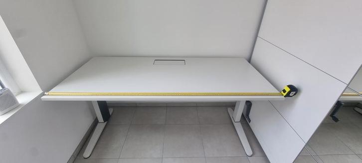 Bureau Steelcase réglable en hauteur – 180x80, Maison & Meubles, Bureaux, Neuf, Bureau, Réglable en hauteur, Enlèvement