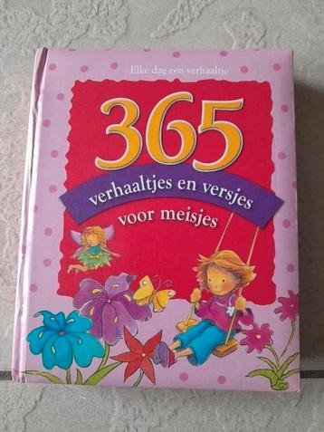365 verhaaltjes en versjes voor meisjes, Boeken, Ophalen, Gelezen