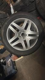 Jante sur pneu pour classe G ou ML mercedes 295/45/20 pouces, Autos : Pièces & Accessoires, Pneus & Jantes, Enlèvement, 20 pouces