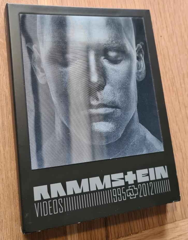RAMMSTEIN - Videos 1995-2012 ( Boxset w/3DVDs & 3D cover ), Cd's en Dvd's, Cd's | Hardrock en Metal, Zo goed als nieuw, Boxset