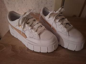 Dames sneaker Puma Maze beschikbaar voor biedingen