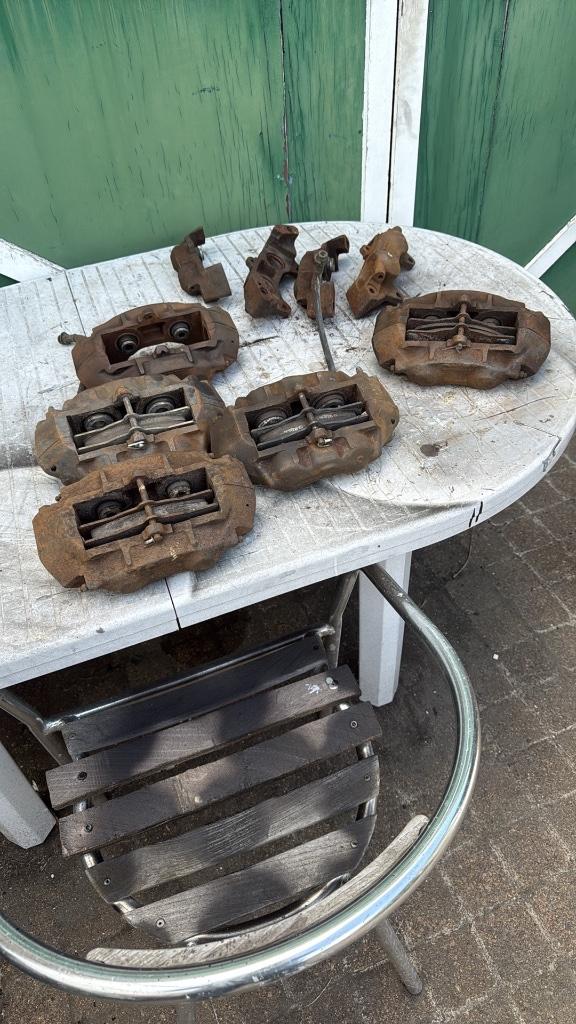 Partij remklauwen Corvette C3, Ophalen, Gebruikt