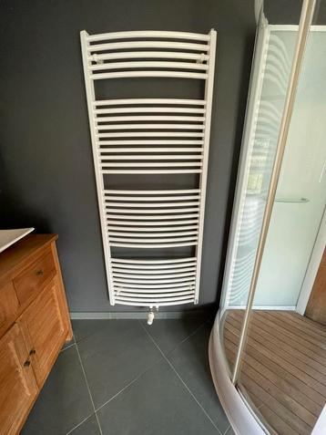 Radiateur sdb - sèche serviettes, Enlèvement, Utilisé, Radiateur