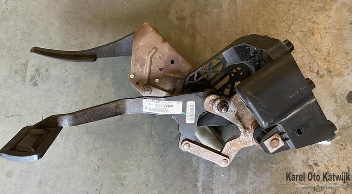 Pedaalunit Chrysler Grand Voyager type 5 2.8 CRD, Auto-onderdelen, Besturing, Gebruikt, Ophalen of Verzenden