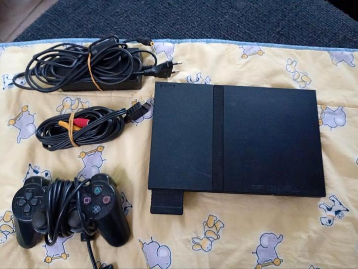 Nette PlayStation 2 Slim (PS2) – Compleet met controller en, Games en Spelcomputers, Spelcomputers | Sony PlayStation 2, Slim