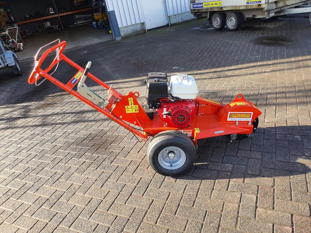 Stronkenfrees caravagi, Articles professionnels, Machines & Construction | Jardin, Parc & Sylviculture, Enlèvement
