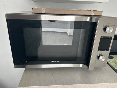 Magnetron/gecombineerd - Samsung - nieuw, Elektronische apparatuur, Microgolfovens, Zo goed als nieuw, Tussenbouw, Combi-microgolfoven