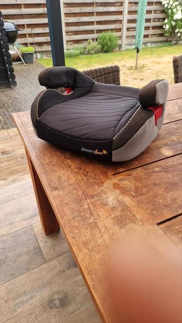 Dreambee autostoeltje 5 tot 8 jaar beschikbaar voor biedingen