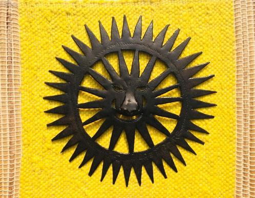 Handwerk Deco :  " Zon van Haïti  " NIEUW !, Huis en Inrichting, Woonaccessoires | Wanddecoraties, Nieuw, Ophalen of Verzenden