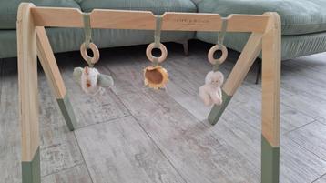 Arche de jeux (éveil bébé) beschikbaar voor biedingen