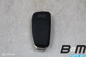 Sleutel Audi A3 8V 8P0838220D beschikbaar voor biedingen
