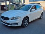VOLVO V60 2.0L DIESEL EURO-6b. 2016. 6300 EURO, Auto's, 1969 cc, Wit, Leder, 5 deurs