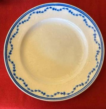 Plat en porcelaine de tournai decor laurier, Enlèvement