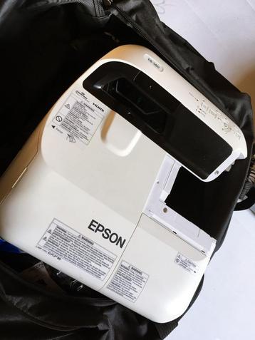 beamer Epson EB-580 3200 ANSI LUMEN  Ultra short throw, Enlèvement, Utilisé, Autres résolutions, Epson