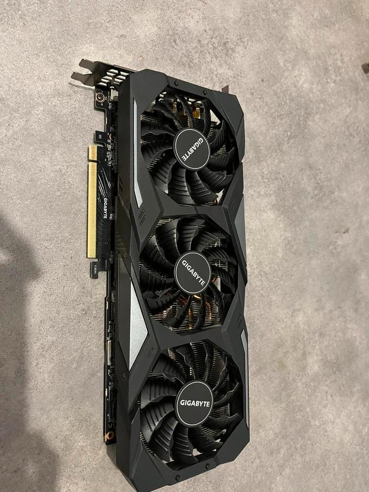 Rtx 2080, Computers en Software, Videokaarten, Zo goed als nieuw, Ophalen