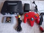 Nintendo 64 met rode controller + game Conker's Bad Fur Day, Consoles de jeu & Jeux vidéo, Consoles de jeu | Nintendo 64, Envoi