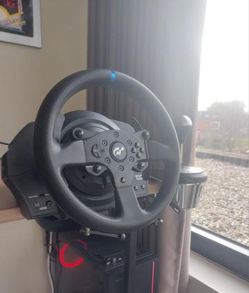 Thrustmaster T300 RS GT + Thrustmaster TH8A Shifter, Enlèvement, Utilisé