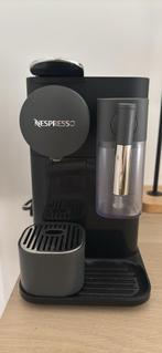 Koffiemachine Delonghi Nespresso, Elektronische apparatuur, Koffiezetapparaten, Ophalen, Koffiepads en cups, Koffiemachine, Zo goed als nieuw