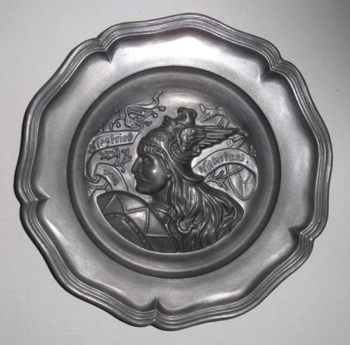 tinnen bord Siegfried von Niederland, Antiek en Kunst, Antiek | Tin, Ophalen