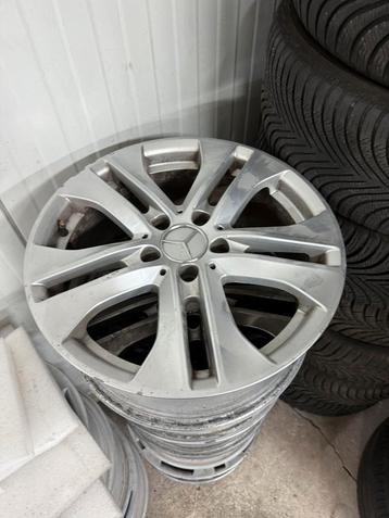 Mercedes c klasse velgen beschikbaar voor biedingen