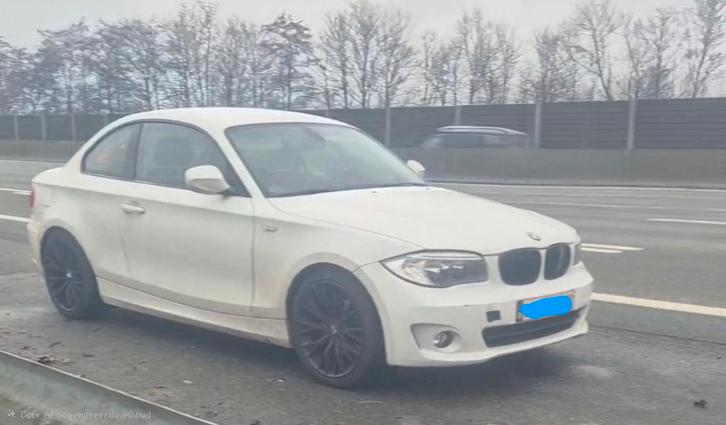 1 Reeks Sport Coupé, Autos, BMW, Particulier, Série 1, Airbags, Air conditionné, Verrouillage central, Cruise Control, Phares antibrouillard