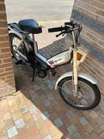 Peugeot 1987 vogue rijd a klasse 50 kmh met papieren, Fietsen en Brommers, Ophalen, Zo goed als nieuw