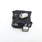 KACHELSTELMOTOR Avensis Wagon (T25 / B1E) (1138002051), Gebruikt, Toyota