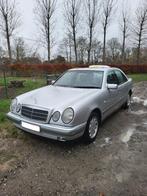 Mercedes E 240, Auto's, Mercedes-Benz, Te koop, Zilver of Grijs, Berline, Benzine