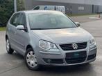 VW POLO 2007 1.4 ESSENCE 100DKM ! INSPECTÉ ET GARANTIE, Autos, Argent ou Gris, Achat, Entreprise, Boîte manuelle