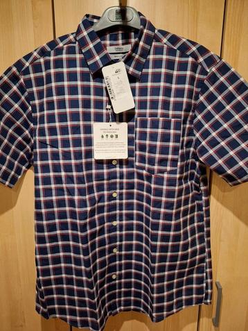 Chemise à carreaux neuve manches courtes DeFacto L beschikbaar voor biedingen
