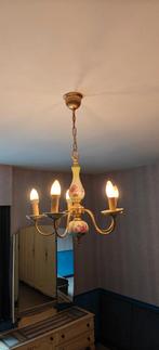 Antieke romantische hangluchter, Enlèvement