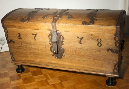 Gecertificeerd antieke kist van 1778 in zeer goede staat, Antiek en Kunst, Antiek | Meubels | Stoelen en Sofa's, Ophalen