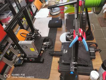 Lot imprimantes 3D Creality Ender (V3 PRO fonctionnelle + V2 beschikbaar voor biedingen