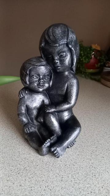 Martinique beeld in kunsthars zwaar , kan binnen of buiten  beschikbaar voor biedingen
