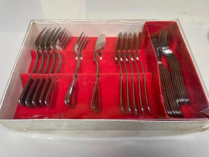 Vis bestek in set, Huis en Inrichting, Keuken | Bestek, Nieuw, Bestekset, Inox of Chroom, Vaatwasserbestendig, Ophalen