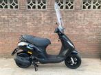 SUPERRR MOOIE PIAGGIO ZIP 4 TAKT A KLASSE BOUWJAAR 2013, Fietsen en Brommers, Ophalen, Zip, Klasse A (25 km/u), Zo goed als nieuw