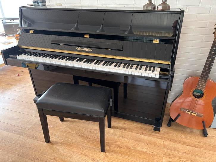 Buffetpiano August Hoffman, Muziek en Instrumenten, Piano's, Zo goed als nieuw, Ophalen