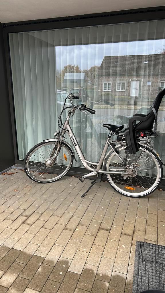 Dames fiets elektrische, Fietsen en Brommers, Elektrische fietsen, Zo goed als nieuw, Ophalen