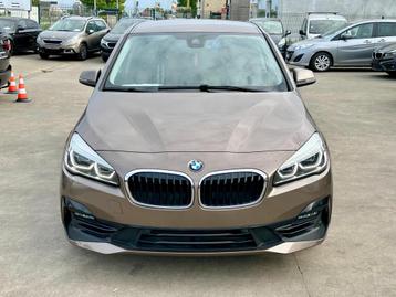 BMW 318d 1.5L Benzine 2018 Automaat, Auto's, BMW, 2 Reeks Active Tourer, Bedrijf, Onderhoudsboekje, 1499 cc