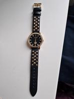 Dames horloge , versus versace , leder en studs , nieuw, Ophalen of Verzenden, Nieuw