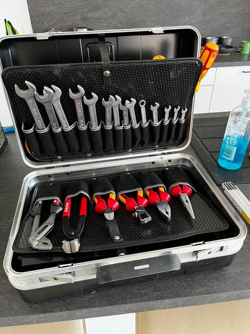4Tecx gereedschapskoffer 35-delig, Doe-het-zelf en Bouw, Gereedschap | Handgereedschap, Zo goed als nieuw, Ophalen