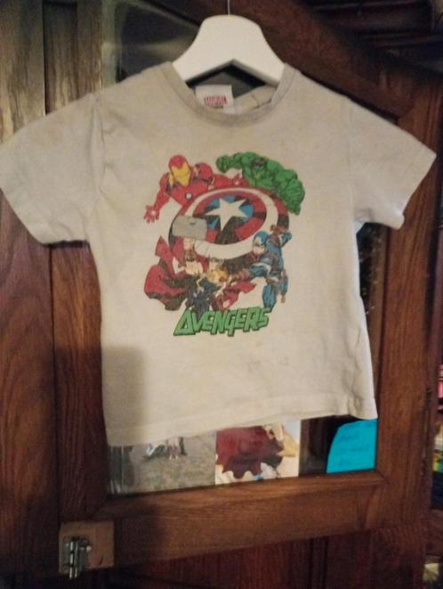 T shirts garcon David vous l'acheter sur vinted voir la desc, Kinderen en Baby's, Kinderkleding | Maat 104, Gebruikt, Jongen, Nacht- of Onderkleding