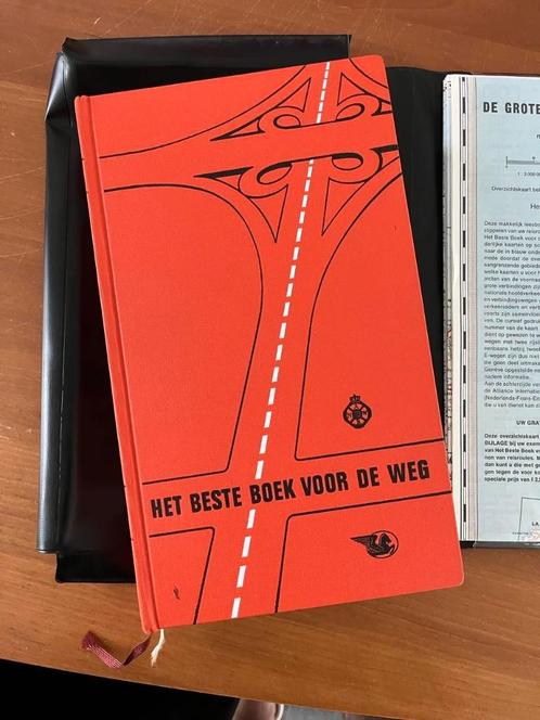 Le meilleur livre pour la route - Het beste boek voor de weg, Livres, Autos | Livres, Comme neuf