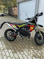 Sherco crossbrommer 50cc, Fietsen en Brommers, Brommers | Crossbrommers, Zo goed als nieuw, 50 cc, 5 versnellingen, Ophalen