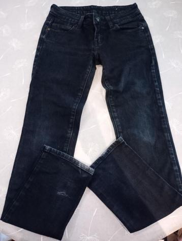 34 Jeans noir beschikbaar voor biedingen