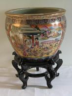 FISH  BOWL  MET  STAANDER  ( 312 ), Ophalen