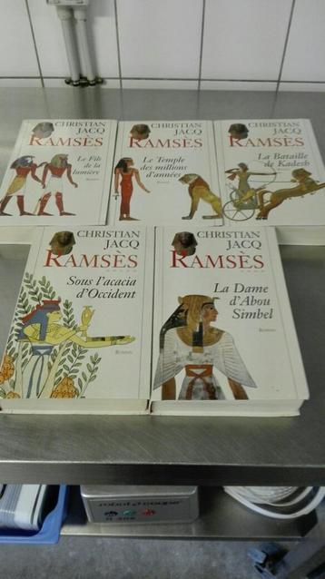 Christian Jacq lot de 5 romans beschikbaar voor biedingen