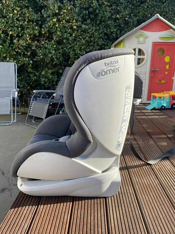 Britax Römer Trifix2 i-Size beschikbaar voor biedingen